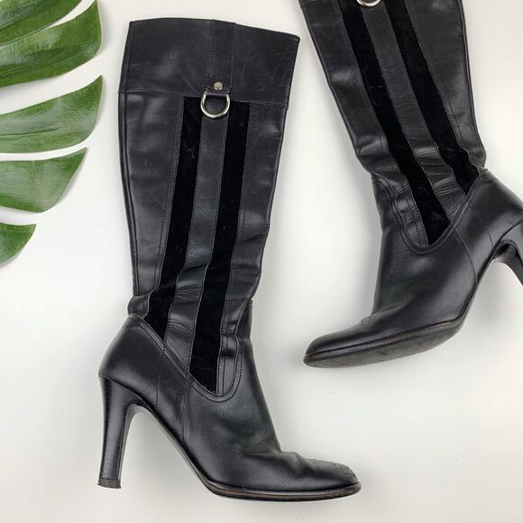 Elegant Black Leather Knee-High Boots - Picture 1 of 10